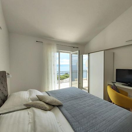 Apartments Marija Brela Εξωτερικό φωτογραφία