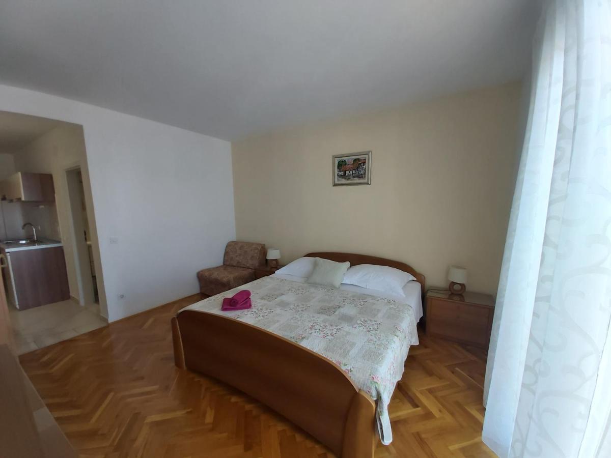 Apartments Marija Brela Εξωτερικό φωτογραφία