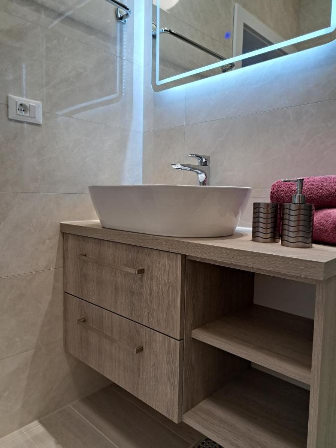 Apartments Marija Brela Εξωτερικό φωτογραφία