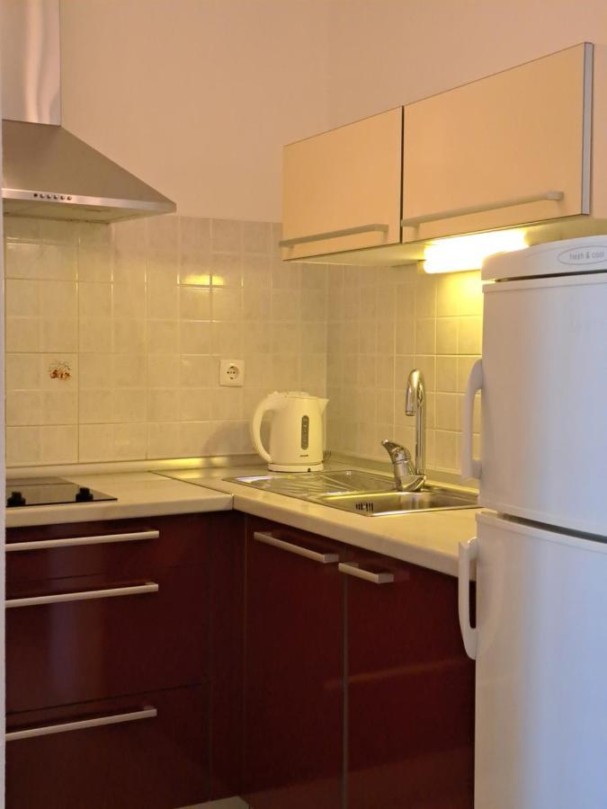 Apartments Marija Brela Εξωτερικό φωτογραφία
