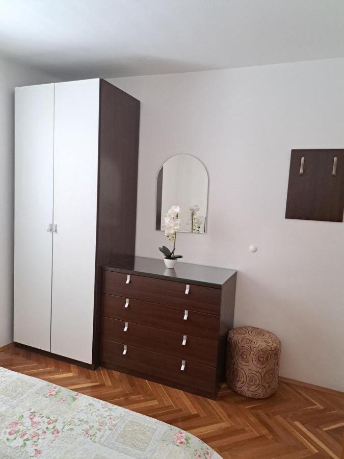 Apartments Marija Brela Εξωτερικό φωτογραφία