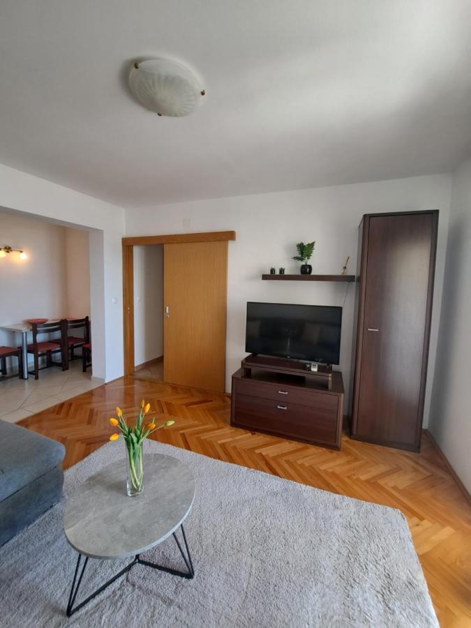 Apartments Marija Brela Εξωτερικό φωτογραφία