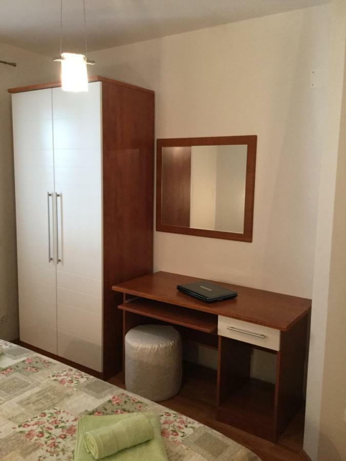 Apartments Marija Brela Εξωτερικό φωτογραφία