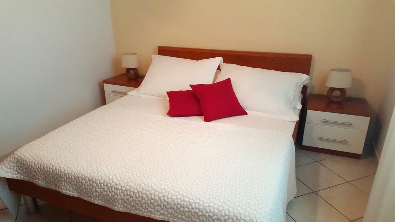 Apartments Marija Brela Εξωτερικό φωτογραφία